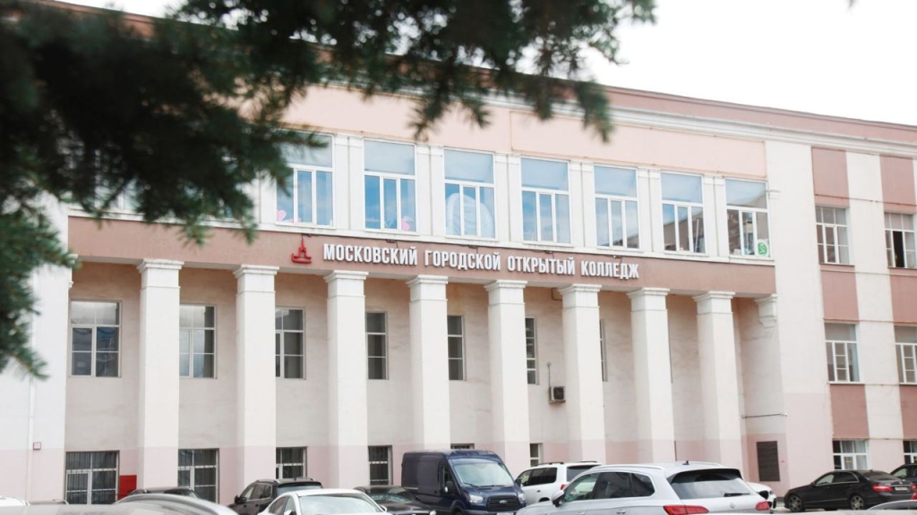 Школьники все чаще выбирают обучение в колледже