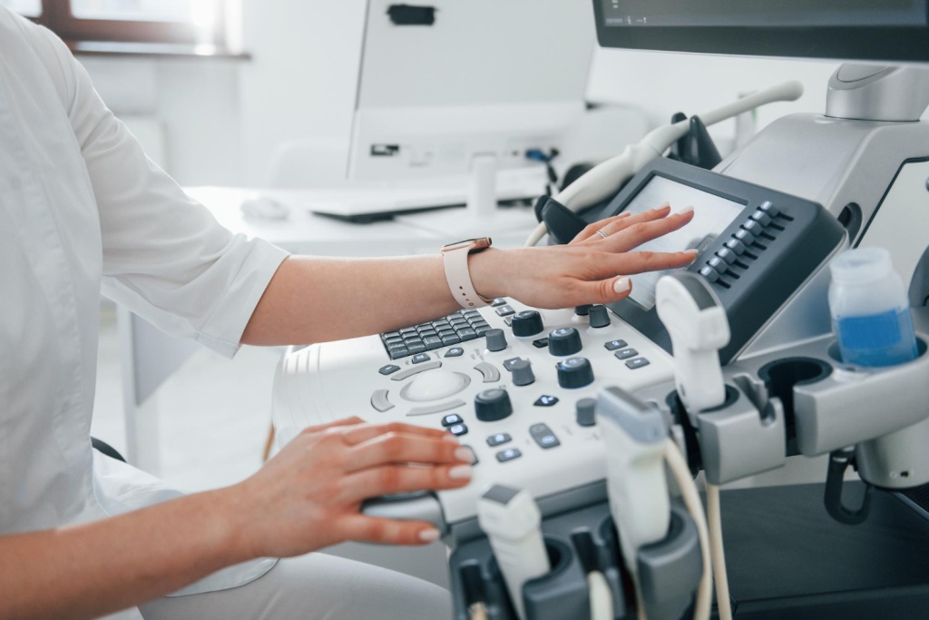 Губернатор Кубани поделился планами на закупку более 330 единиц медицинского оборудования в рамках национального проекта "Семья"