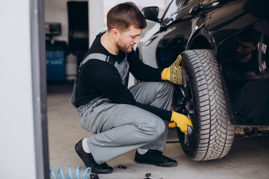 Сезонная подготовка авто: расходы россиян выросли на 4%