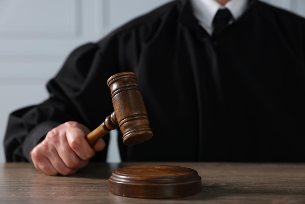В Иванове главу двух фирм будут судить за дачу взятки