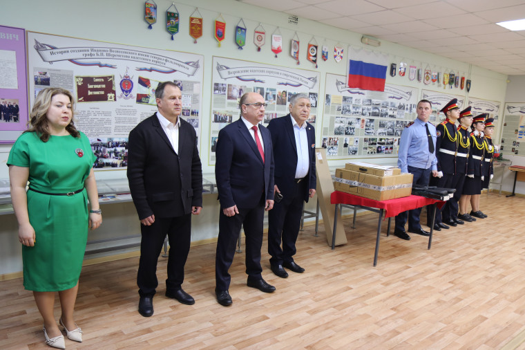 В ивановской школе №43 открылся современный электронный тир