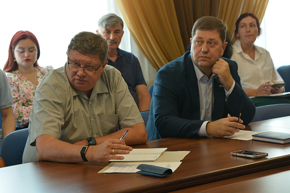 Депутаты Воронежской гордумы оценили готовность города к отопительному сезону 2026/2027: итоги заседания комиссии по ЖКХ